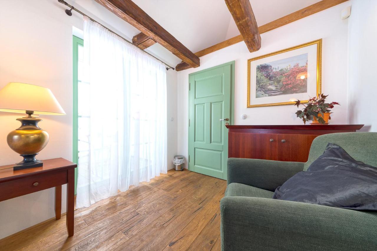 Nobles Apartamento